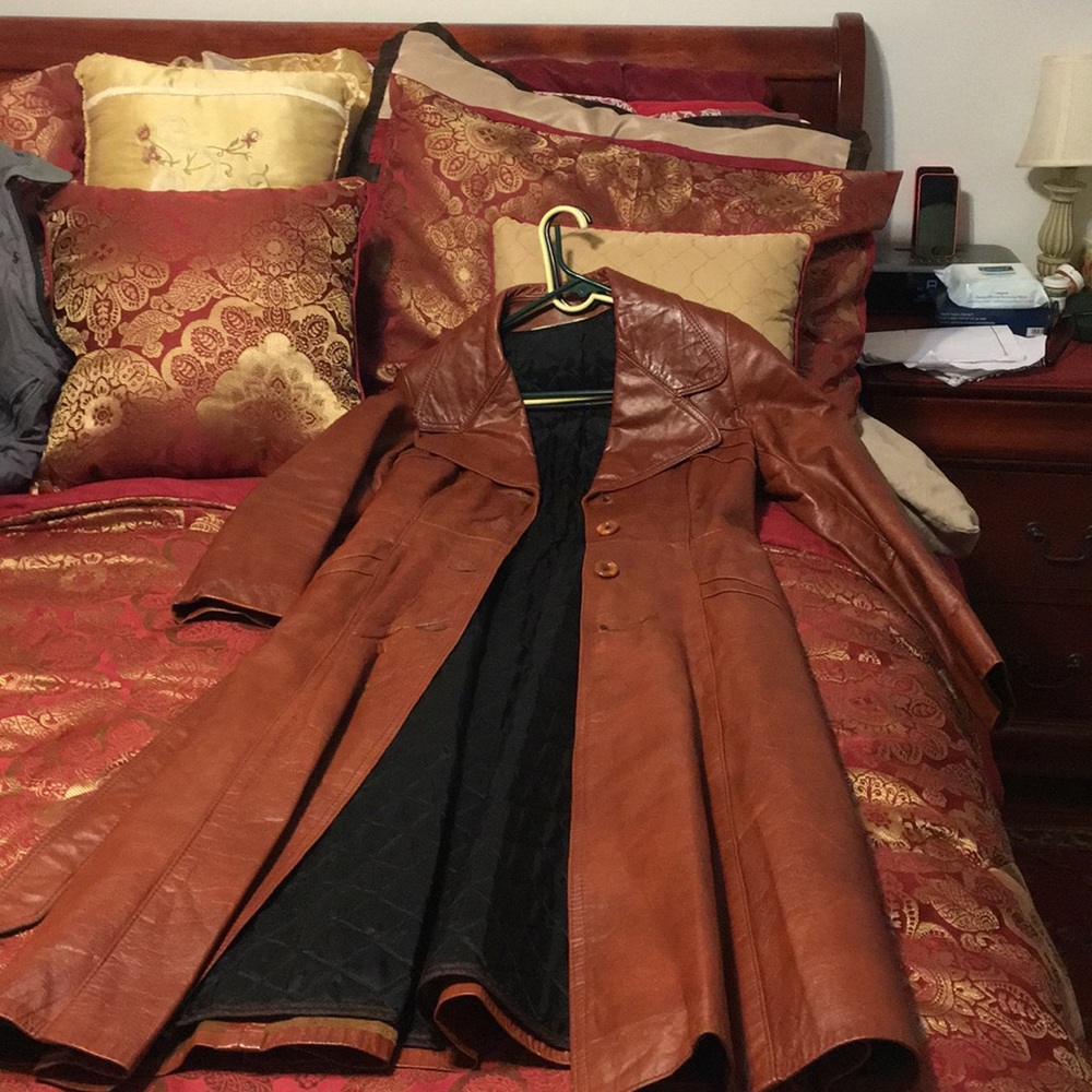 Trench coat - Picture 4 of 8